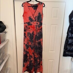 Red and Black Sleeveless V-Neck Maxi Sundress